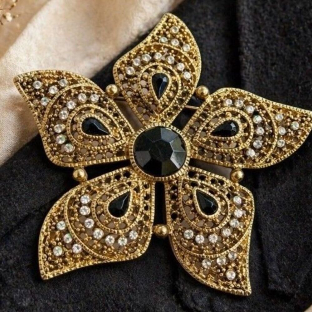 Vintage 1950's Gold Filigree Statement Floral Brooch Black Rhinestone Pin 3"